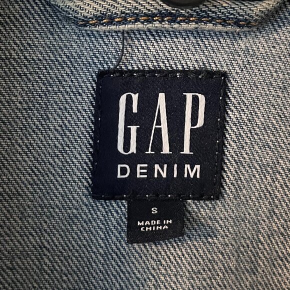 GAP Denim Jacket Size S - Picture 4 of 9